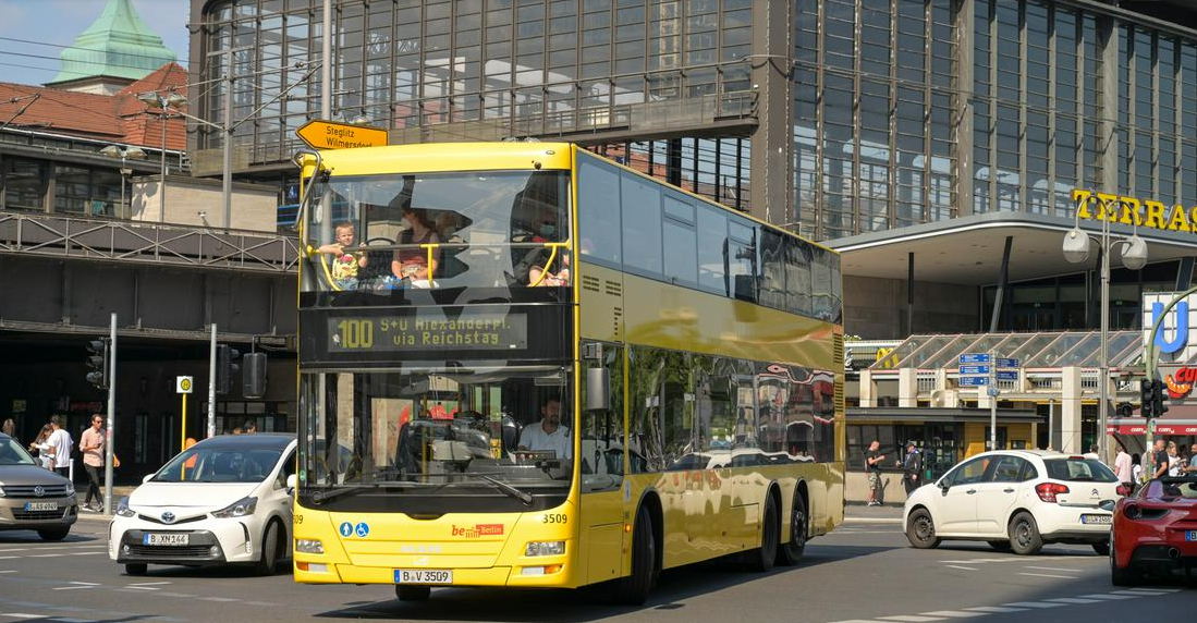 Bus 100 in Berlin