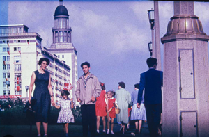 Jewish family in East Berlin